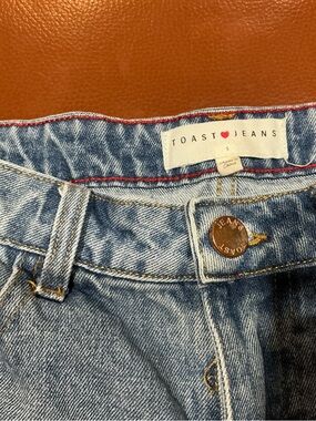 Toast Jeans Women's Light Blue Jean Shorts